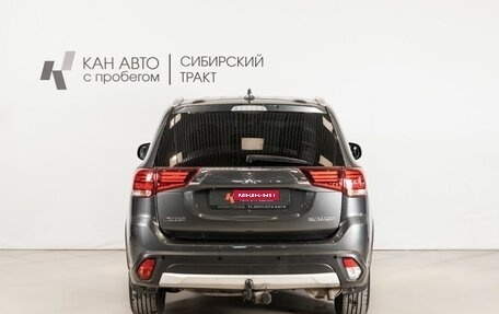 Mitsubishi Outlander III рестайлинг 3, 2018 год, 2 258 600 рублей, 4 фотография