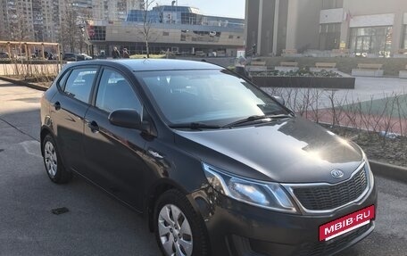 KIA Rio III рестайлинг, 2012 год, 550 000 рублей, 2 фотография