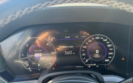 Volkswagen Touareg III, 2019 год, 5 500 000 рублей, 5 фотография