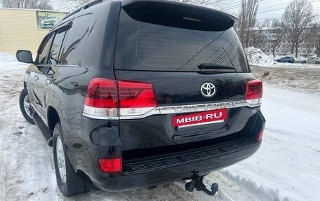 Toyota Land Cruiser 200, 2018 год, 7 500 000 рублей, 4 фотография