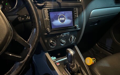 Volkswagen Jetta VI, 2016 год, 1 100 000 рублей, 9 фотография