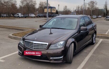 Mercedes-Benz C-Класс, 2012 год, 1 250 000 рублей, 3 фотография