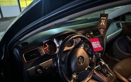 Volkswagen Jetta VI, 2016 год, 1 100 000 рублей, 8 фотография