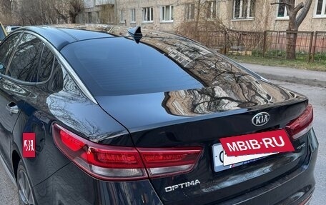 KIA Optima IV, 2017 год, 1 870 000 рублей, 10 фотография