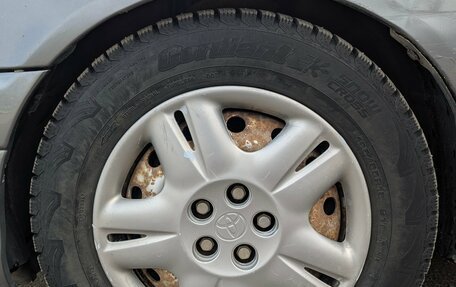 Toyota Avensis III рестайлинг, 2001 год, 320 000 рублей, 17 фотография