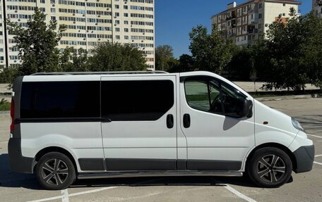 Renault Trafic, 2007 год, 1 330 000 рублей, 4 фотография