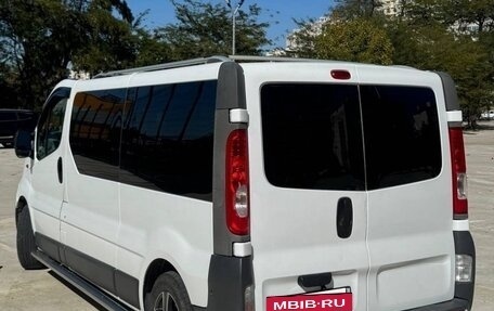 Renault Trafic, 2007 год, 1 330 000 рублей, 2 фотография