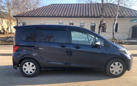Honda Freed I, 2011 год, 1 250 000 рублей, 3 фотография