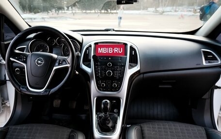 Opel Astra J, 2012 год, 965 000 рублей, 26 фотография