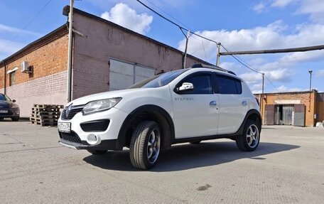 Renault Sandero II рестайлинг, 2017 год, 850 000 рублей, 5 фотография