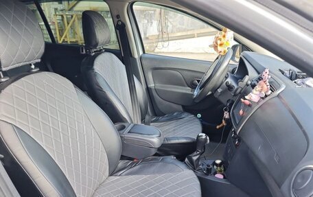 Renault Sandero II рестайлинг, 2017 год, 850 000 рублей, 9 фотография