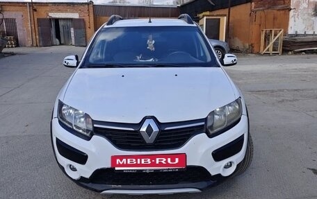 Renault Sandero II рестайлинг, 2017 год, 850 000 рублей, 2 фотография