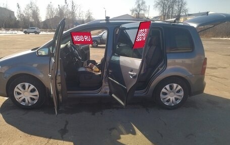 Volkswagen Touran III, 2007 год, 925 000 рублей, 6 фотография