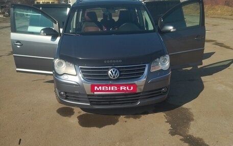 Volkswagen Touran III, 2007 год, 925 000 рублей, 8 фотография