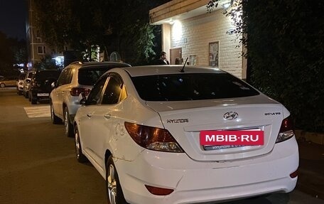 Hyundai Solaris II рестайлинг, 2013 год, 630 000 рублей, 4 фотография