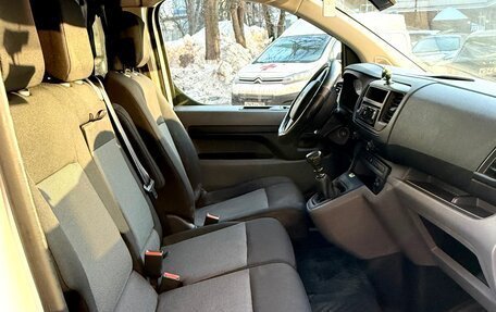 Opel Vivaro, 2021 год, 2 650 000 рублей, 7 фотография