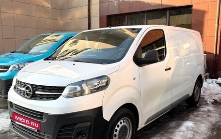 Opel Vivaro, 2021 год, 2 650 000 рублей, 25 фотография