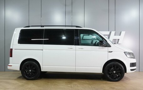 Volkswagen Caravelle T6 рестайлинг, 2018 год, 3 369 000 рублей, 5 фотография