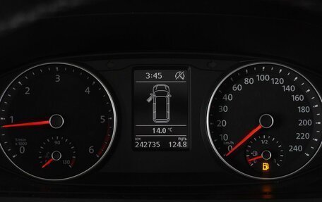 Volkswagen Caravelle T6 рестайлинг, 2018 год, 3 369 000 рублей, 19 фотография