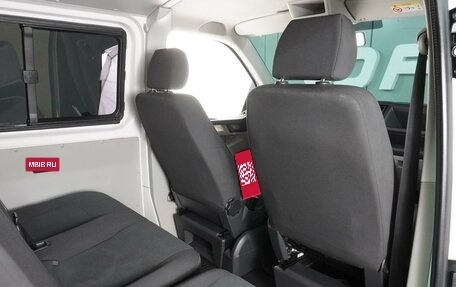 Volkswagen Caravelle T6 рестайлинг, 2018 год, 3 369 000 рублей, 11 фотография