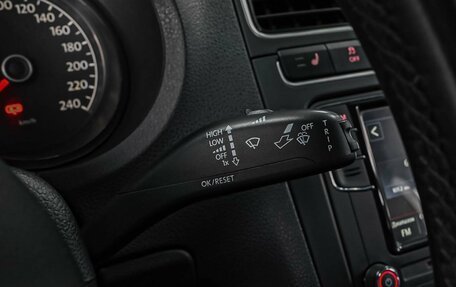 Volkswagen Polo VI (EU Market), 2013 год, 925 000 рублей, 17 фотография