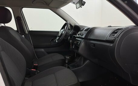 Skoda Fabia II, 2012 год, 649 000 рублей, 8 фотография