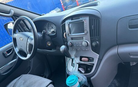 Hyundai Grand Starex Grand Starex I рестайлинг 2, 2014 год, 2 100 000 рублей, 4 фотография