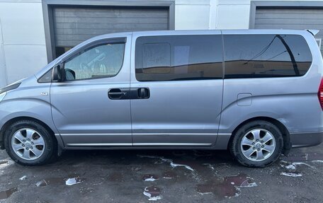 Hyundai Grand Starex Grand Starex I рестайлинг 2, 2014 год, 2 100 000 рублей, 10 фотография