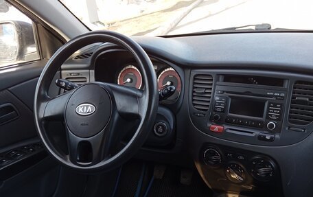 KIA Rio II, 2010 год, 449 000 рублей, 10 фотография