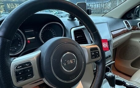 Jeep Grand Cherokee, 2012 год, 1 890 000 рублей, 36 фотография