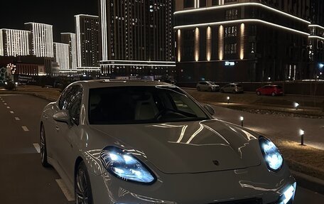 Porsche Panamera II рестайлинг, 2012 год, 2 550 000 рублей, 4 фотография