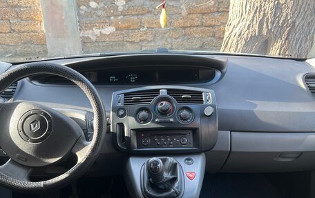 Renault Scenic III, 2004 год, 389 000 рублей, 7 фотография