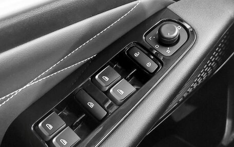 Geely Emgrand, 2024 год, 1 800 000 рублей, 10 фотография