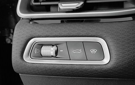 Geely Emgrand, 2024 год, 1 800 000 рублей, 8 фотография