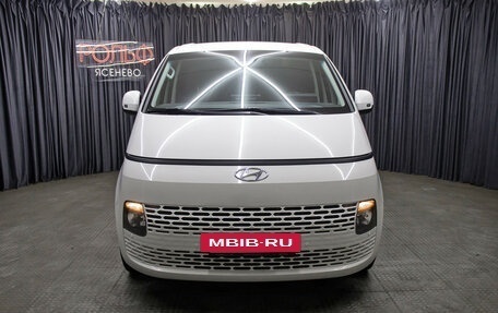Hyundai Staria, 2021 год, 4 598 000 рублей, 2 фотография