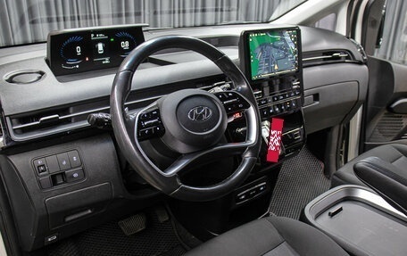 Hyundai Staria, 2021 год, 4 598 000 рублей, 17 фотография