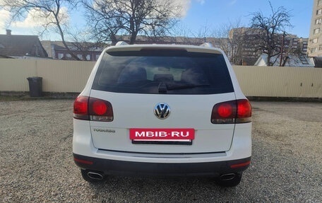 Volkswagen Touareg III, 2008 год, 1 350 000 рублей, 4 фотография