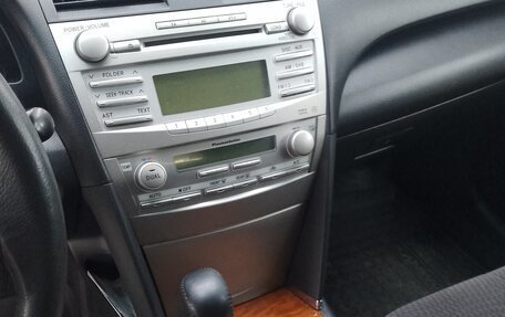 Toyota Camry, 2011 год, 1 385 000 рублей, 10 фотография