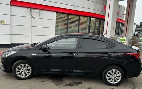 Hyundai Solaris II рестайлинг, 2018 год, 1 049 000 рублей, 7 фотография