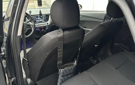 Hyundai Solaris II рестайлинг, 2018 год, 1 049 000 рублей, 13 фотография