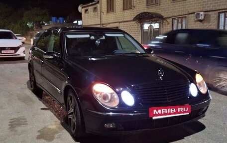 Mercedes-Benz E-Класс, 2003 год, 840 000 рублей, 3 фотография