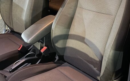 Hyundai Solaris II рестайлинг, 2018 год, 1 300 000 рублей, 10 фотография