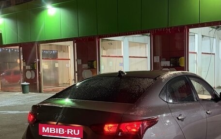 Hyundai Solaris II рестайлинг, 2018 год, 1 300 000 рублей, 4 фотография