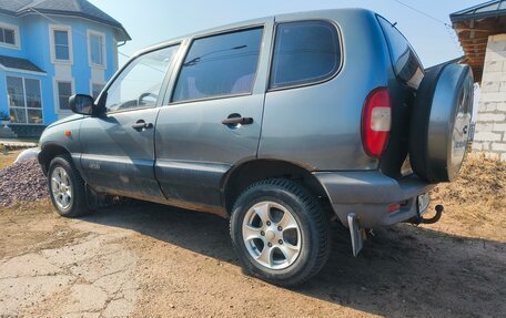 Chevrolet Niva I рестайлинг, 2005 год, 140 000 рублей, 4 фотография
