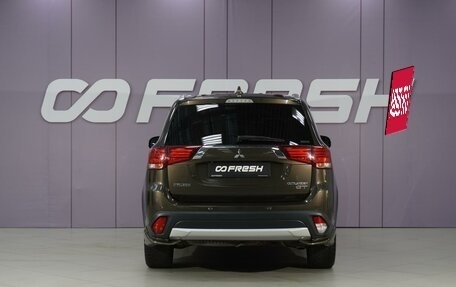 Mitsubishi Outlander III рестайлинг 3, 2017 год, 2 820 999 рублей, 4 фотография