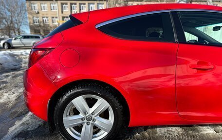 Opel Astra J, 2012 год, 670 000 рублей, 18 фотография