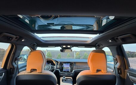 Volvo V90 Cross Country I рестайлинг, 2023 год, 5 850 000 рублей, 11 фотография