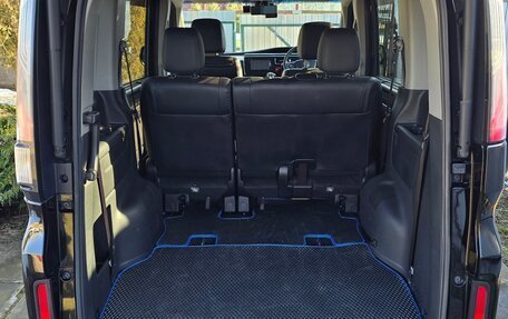 Honda Stepwgn IV, 2017 год, 2 320 000 рублей, 29 фотография