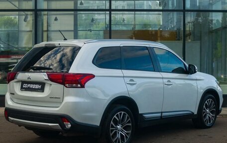 Mitsubishi Outlander III рестайлинг 3, 2015 год, 1 850 000 рублей, 7 фотография