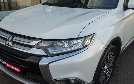 Mitsubishi Outlander III рестайлинг 3, 2015 год, 1 850 000 рублей, 8 фотография